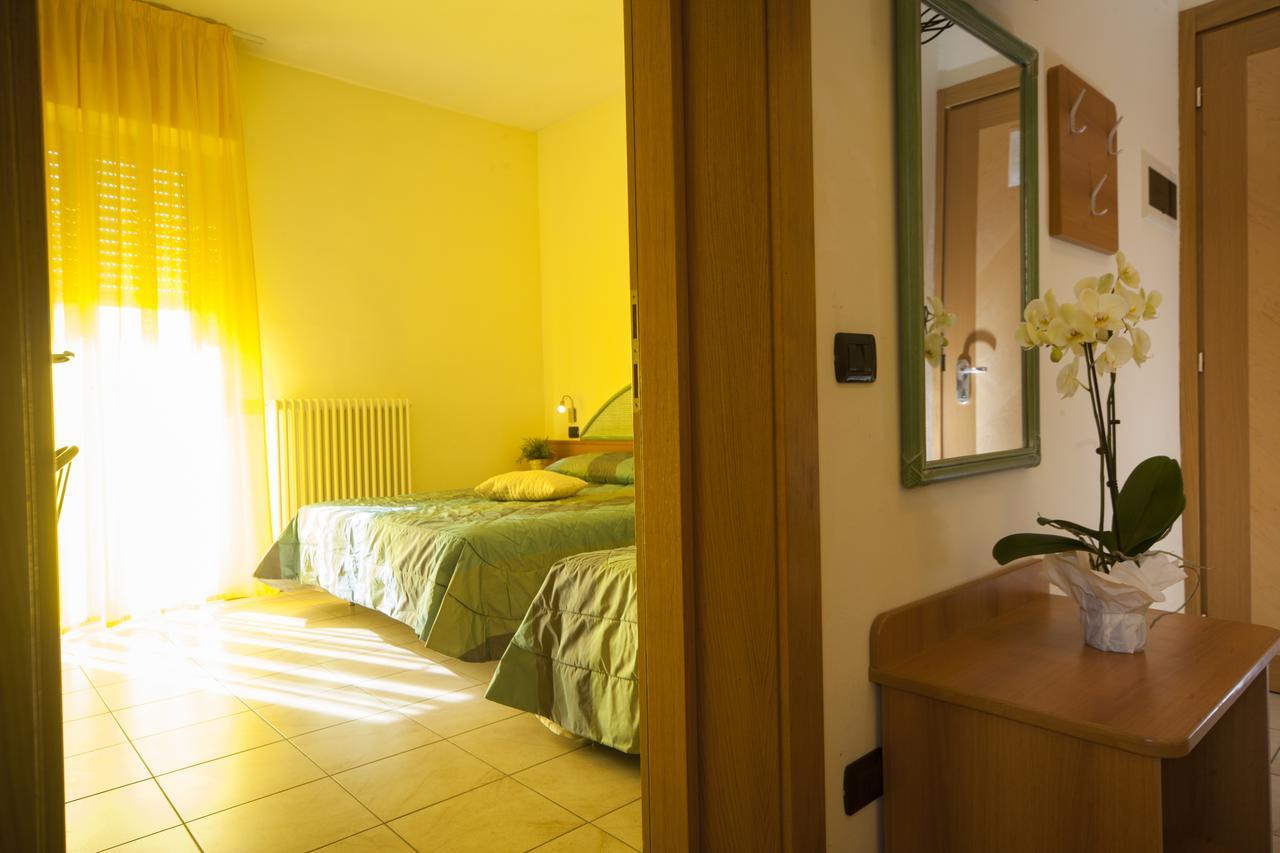 Residence Il Capodoglio Rimini Extérieur photo
